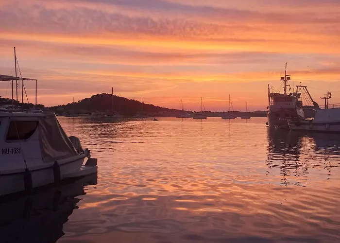 Harbour Vilmin Dvor Villa Murter